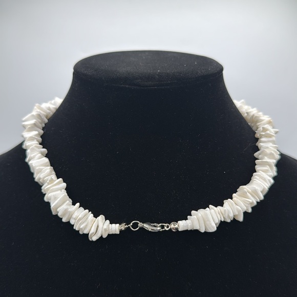 Natural Gemstone Chip Choker Necklace - Picture 4 of 8